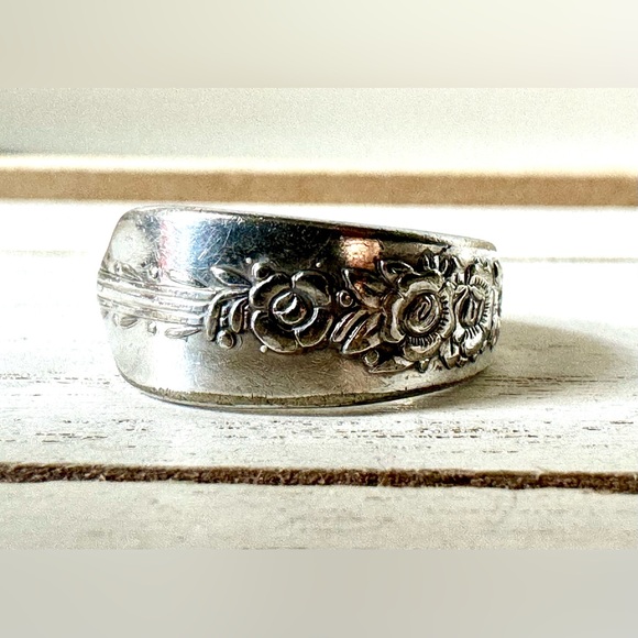 Vintage Silver Plate Floral Design Spoon Ring - Picture 1 of 7